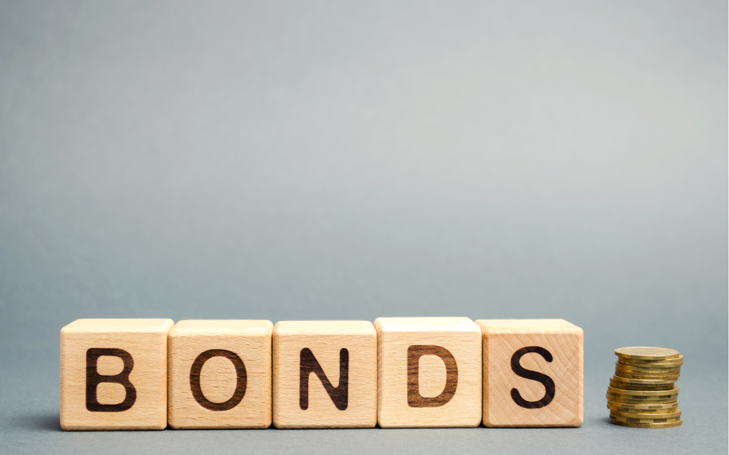 Central banks have grabbed the bond market by the tail